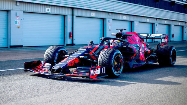 F1-Termine Auto-Präsentationen 2020: Red Bull komplettiert ...