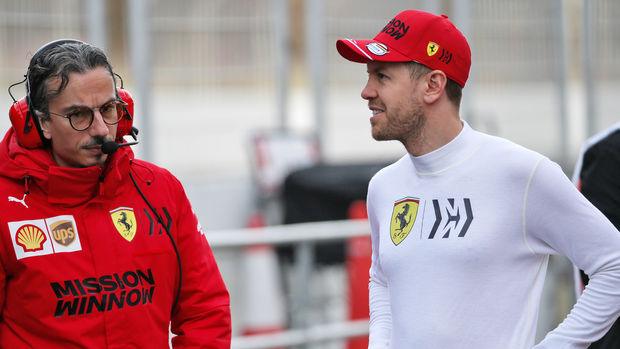 Laurent Mekies - Ferrari - Sebastian Vettel - Formel 1 - Testfahrten - Barcelona 2020