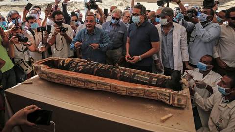 Beeindruckende Entdeckung: Archäologen finden nahe Kairo 59 altägyptische Sarkophage